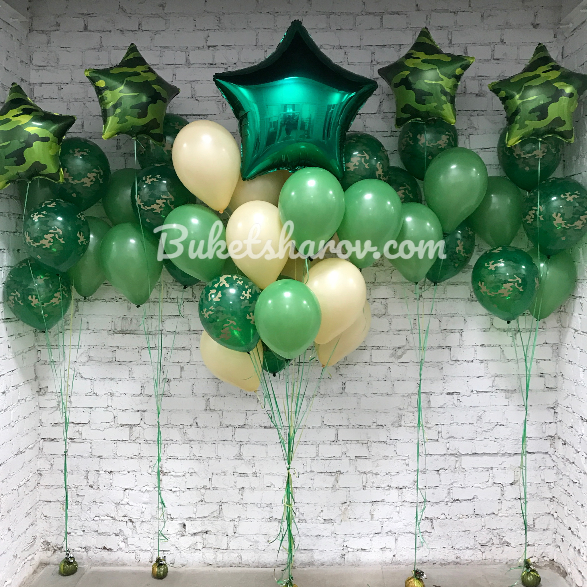 Камуфляжная фотозона из шаров