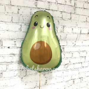 Фольгированный авокадо с милой мордочкой и косточкой, для украшения праздника, купить в Букет шаров Измайлово.