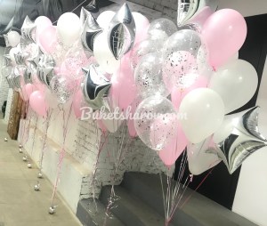 Большая связка белых и розовых шаров с серебром и конфетти, воздушная композиция, купить в Букет Шаров Измайлово для праздника.