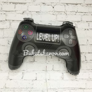 Фигура геймпад в черном цвете с кнопками и надписью Level Up, купить в Букет шаров Измайлово.
