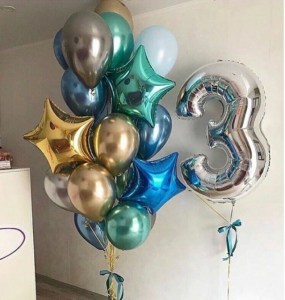 Серебряная цифра 3 с золотыми, синими и зелеными звездами, купить в Букет шаров Измайлово.