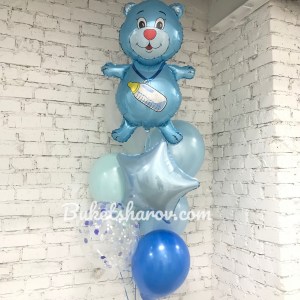 Композиция из голубых и серебристых шаров с мишкой и звездой для мальчика, купить в Букет шаров Измайлово.