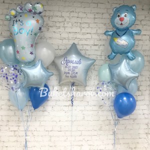 Композиция с шарами голубых и серебристых оттенков с метрикой для мальчика, купить в Букет шаров Измайлово.