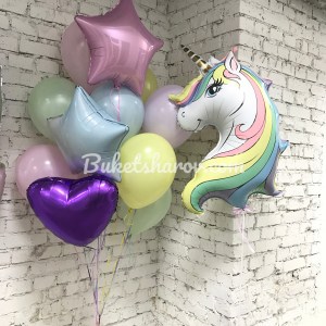 Пастельные и фиолетовые шары со звездой и фигурой единорога, купить в Букет шаров Измайлово.