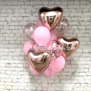 Розовое золото и розовые шары с конфетти в праздничной композиции, купить в Букет шаров Измайлово.