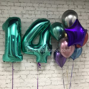 Бирюзовые цифры четырнадцать с фиолетовыми и серебряными шарами, композиция с гелием, купить в Букет шаров Измайлово.